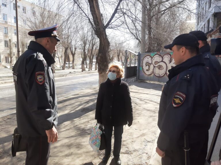 Выполнение волгоградцами постановления губернатора контролирует полиция