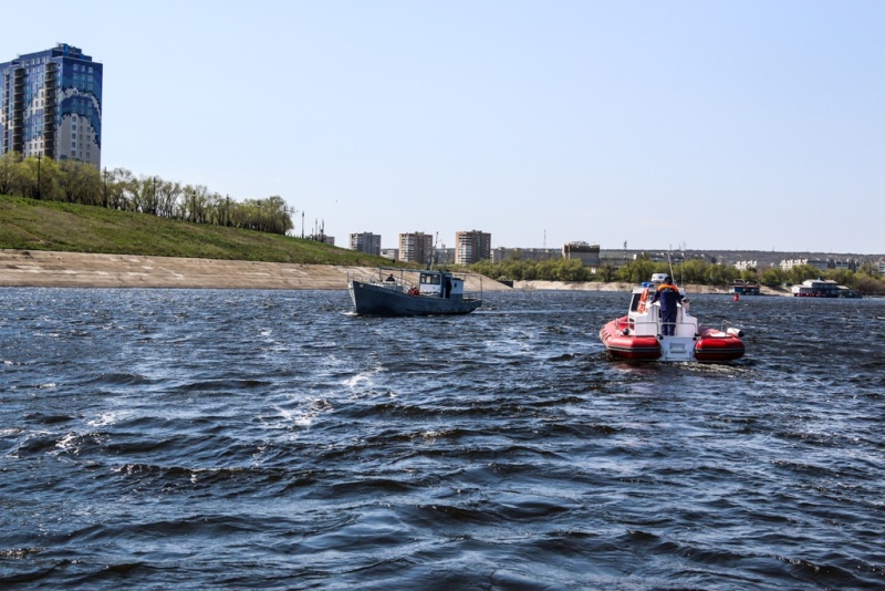 набережная реки волги в сызрани. акваторий волги. волга река тольятти. волга река. тольятти берег волги.