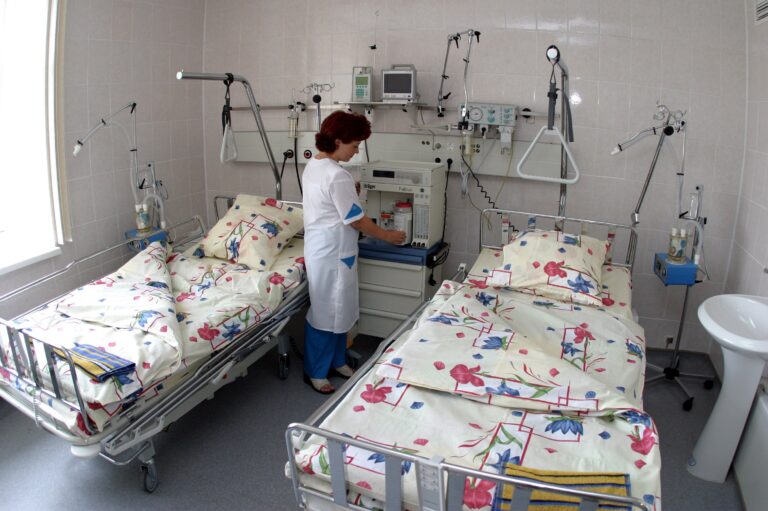 В Астрахани перинатальный центр закрыли на карантин из-за роженицы – нарушительницы