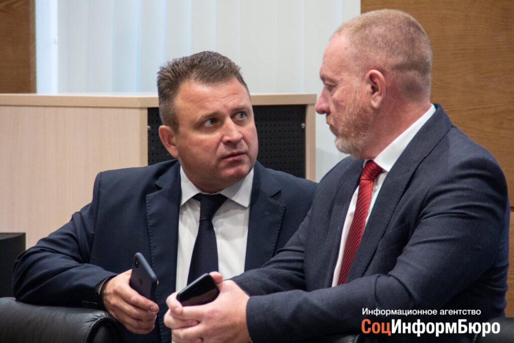 Депутаты Волгоградской областной Думы померились кошельками