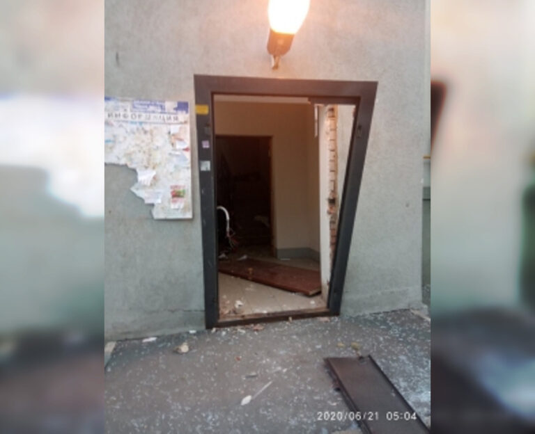 Опубликовано видео с места взрыва бытового газа в Самаре