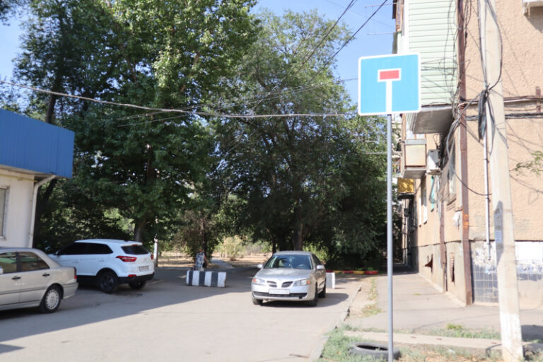 Улица Химиков в Волжском наконец-то перестала быть транспортным транзитом