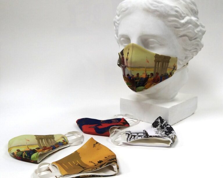 Волгоградский музей Машкова создал маски-произведения искусства
