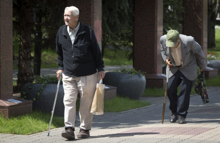 Депутаты Госдумы предлагают отказаться от повышения пенсионного возраста