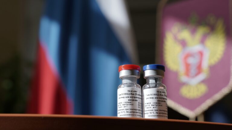 В России зарегистрирована первая в мире вакцина от коронавируса