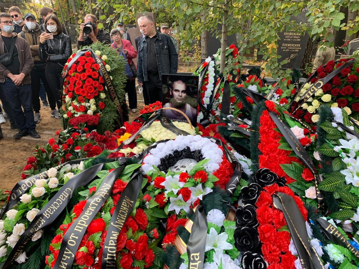 На Кунцевском кладбище Москвы прошли похороны Тесака