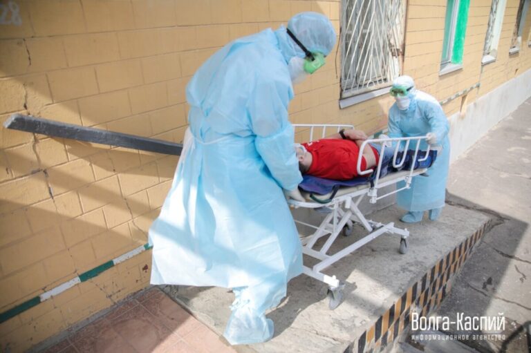 «Ситуация стабильная»: в Волгоградской области началась выдача лекарств всем больным с подтвержденным коронавирусом