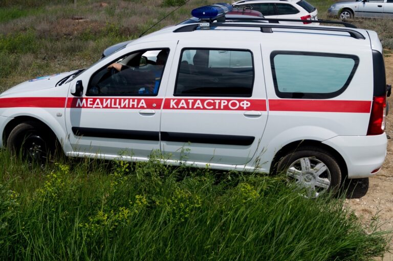 Из Волгограда на место аварии с детьми в Ставропольский край выехали чиновники и медики