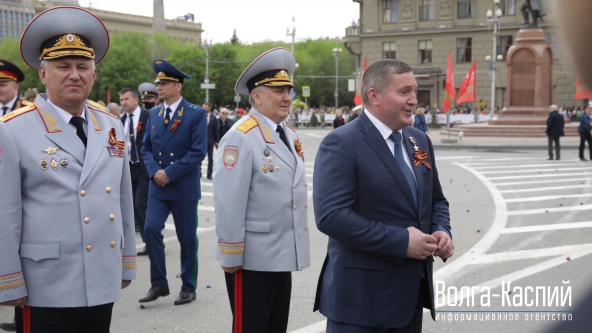 В Волгограде губернатор и полиция продемонстрировали особые отношения