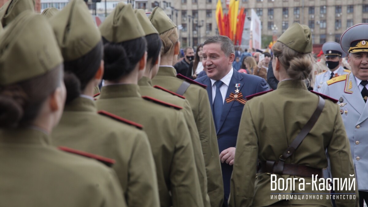 В Волгограде губернатор и полиция продемонстрировали особые отношения