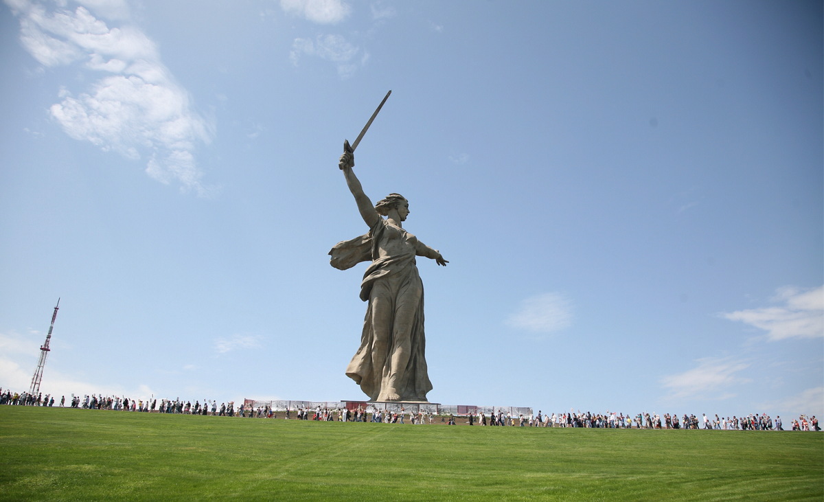 Родина мать волгоград фото сейчас