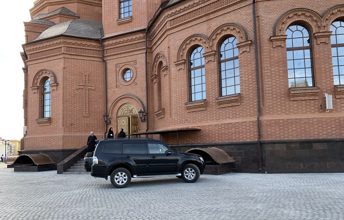 В центре Волгограда навели лоск перед приездом Патриарха