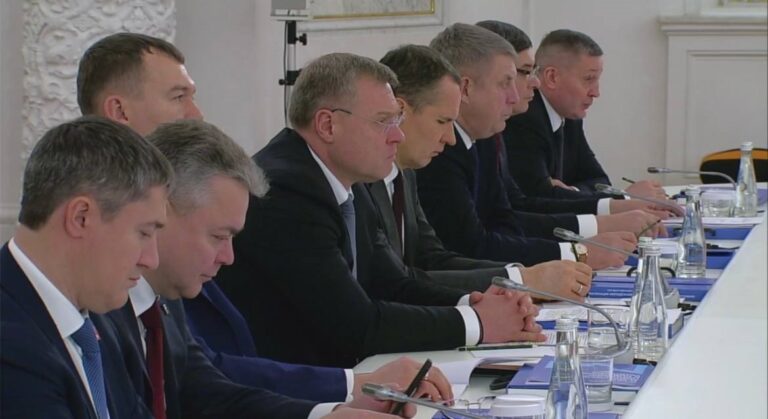 Астраханский губернатор принял участие в Госсовете в Москве