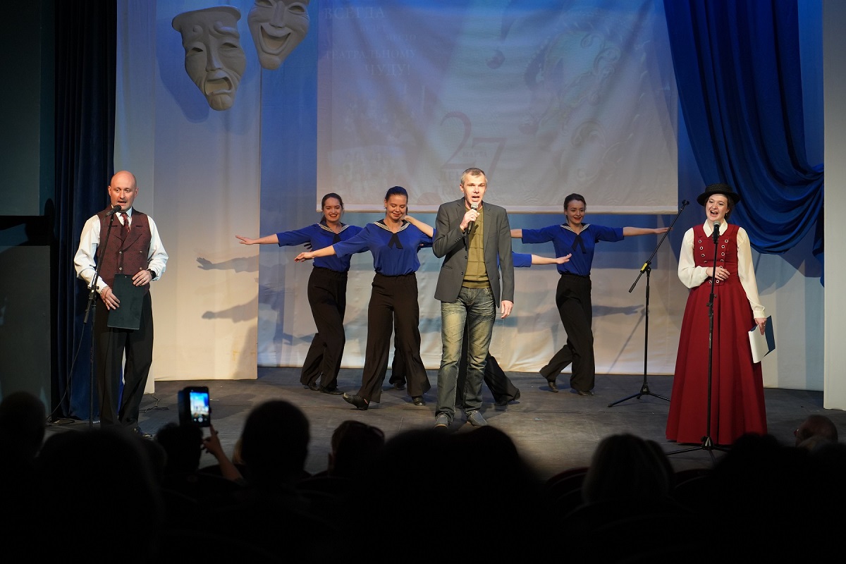 В Астрахани отметили Международный день театра