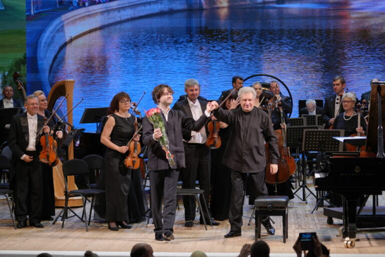 Волгоградский симфонический оркестр завершил свой 37-ой концертный сезон