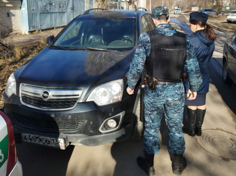 Волгоградка лишилась автомобиля из-за долгов на сумму 570 тысяч рублей