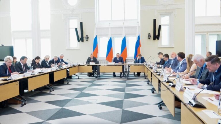 Комиссия Госсовета рассмотрела стандарты помощи участникам СВО