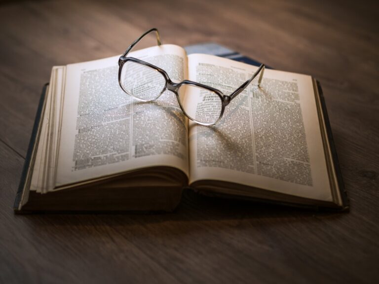 Какими книгами увлекались школьники на летних каникулах?