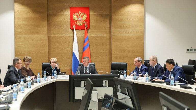 Региональный парламент рассмотрит проект областного бюджета