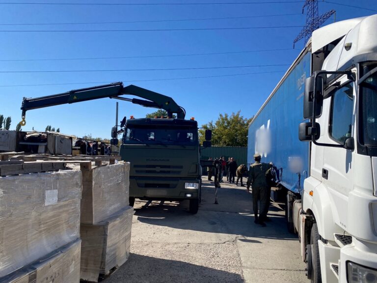 Астраханские таможенники передали мототехнику военнослужащим