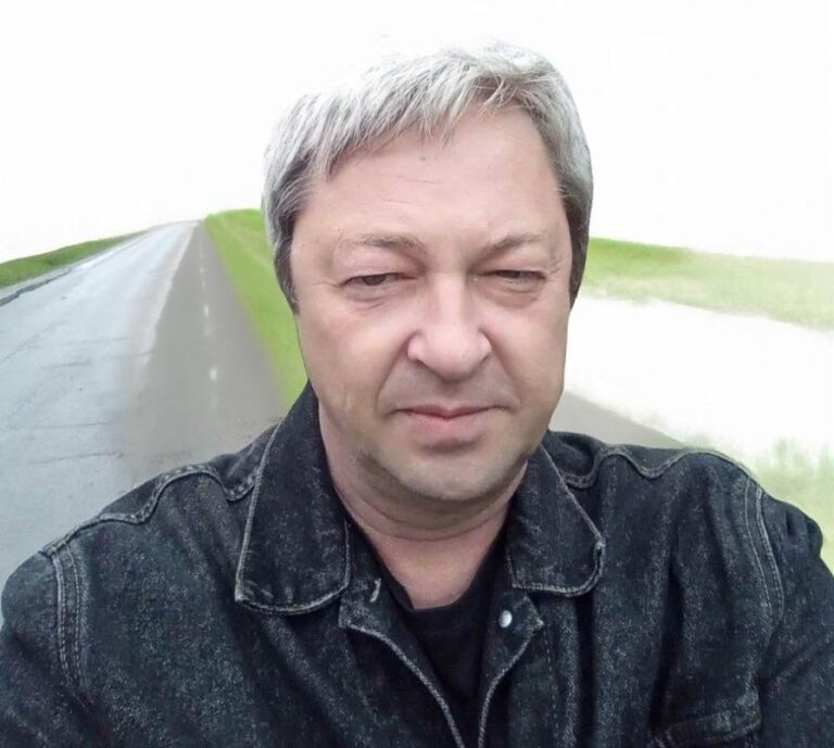 В Волгограде скончался журналист Александр Рувинский