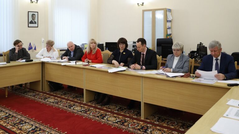 Дополнительные меры по развитию здравоохранения обсуждаются в Волгограде