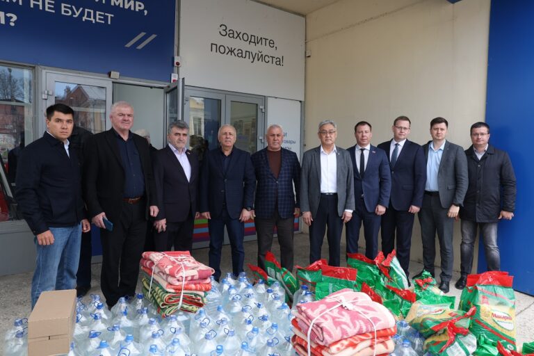 Астраханцы отправили первые партии гумгруза в Дагестан