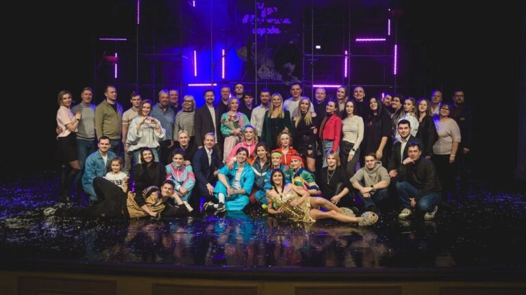 Премьера интерактивного спектакля «Чудо в большом городе» состоялась в НЭТе