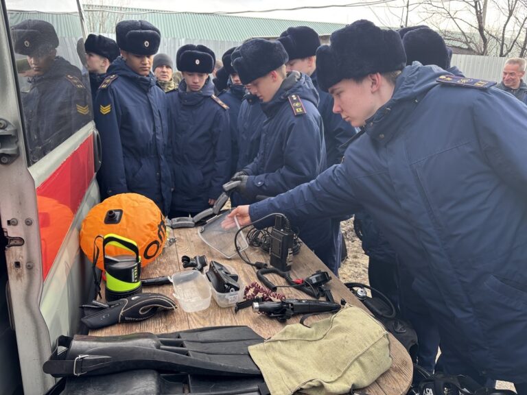 День открытых дверей провели волгоградские росгвардейцы