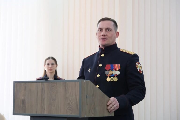 В Астрахани наградили сотрудников и военнослужащих Росгвардии