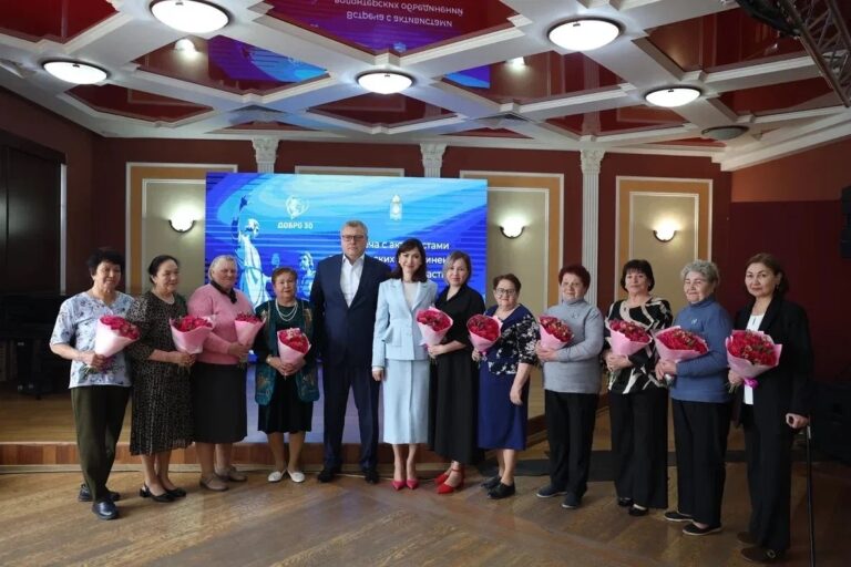 В Астрахани наградили лучших волонтеров ЮФО