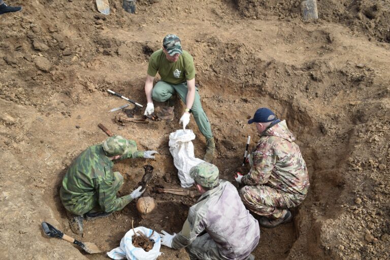 Участники поискового отряда восстановили имена двух защитников Сталинграда