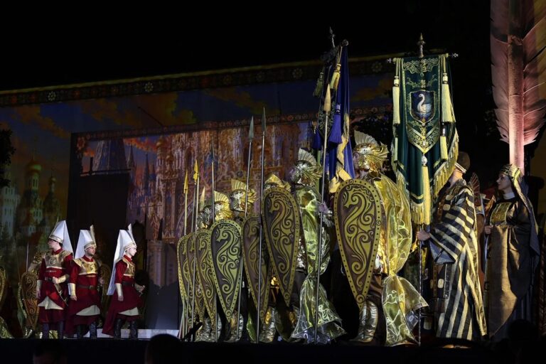 «Сказка о царе Салтане» ожила в Астраханском кремле