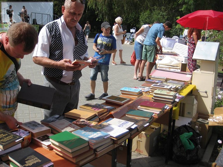 Большой книжный фестиваль в Комсомольском саду ждет волгоградцев