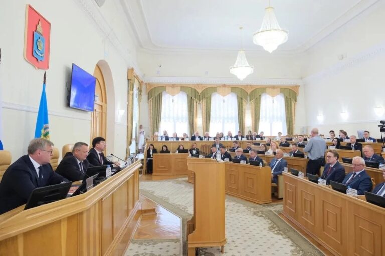 Состоялось первое заседание Думы Астраханской области VIII созыва