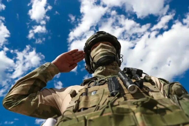 За мужество и героизм астраханский боец СВО удостоен госнаград