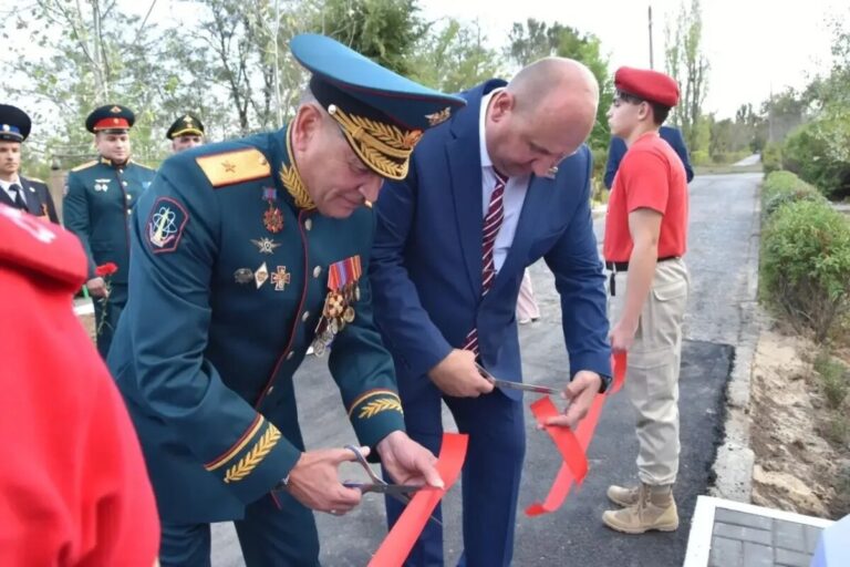 В Астраханской области открыли Аллею Славы в память о героях СВО